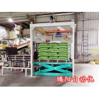 自动拆垛机用于将整堆整叠的托盘