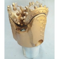 镶齿三牙轮钻头 9 5/8" IADC537
