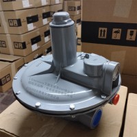 Fisher133H-2/DN50内螺纹减压阀
