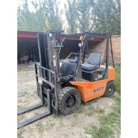 深圳二手柴油堆高车2台出售 承载能力强