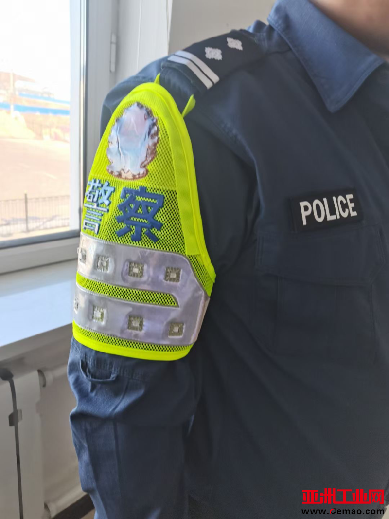 袖标佩戴