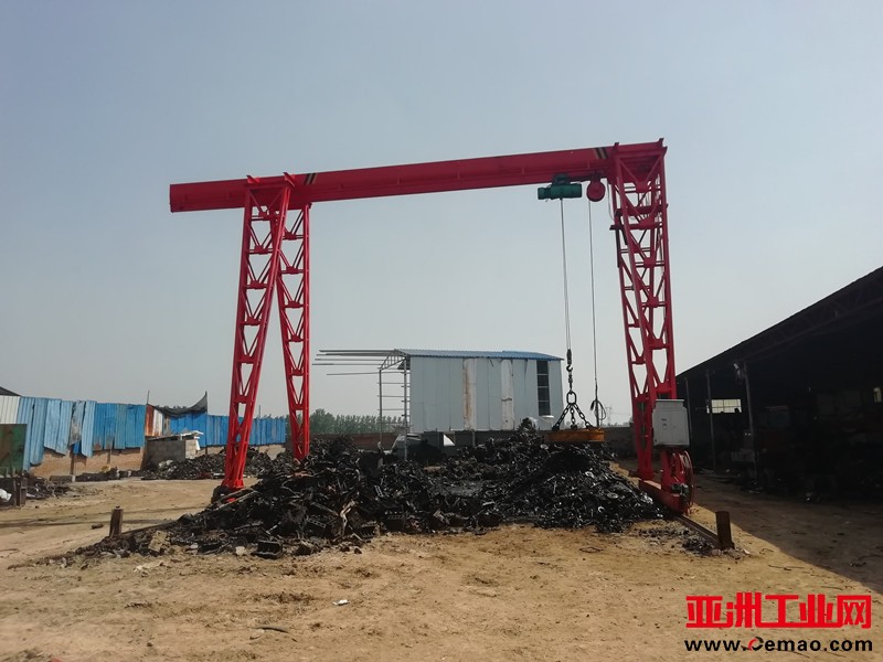 电磁吸盘龙门吊
