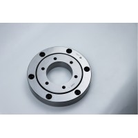 交叉滚柱轴承 精密轴承 机械臂轴承 XU080120