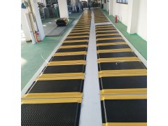 长期站立缓解腿部压力脚垫，发泡阻燃防静电地垫