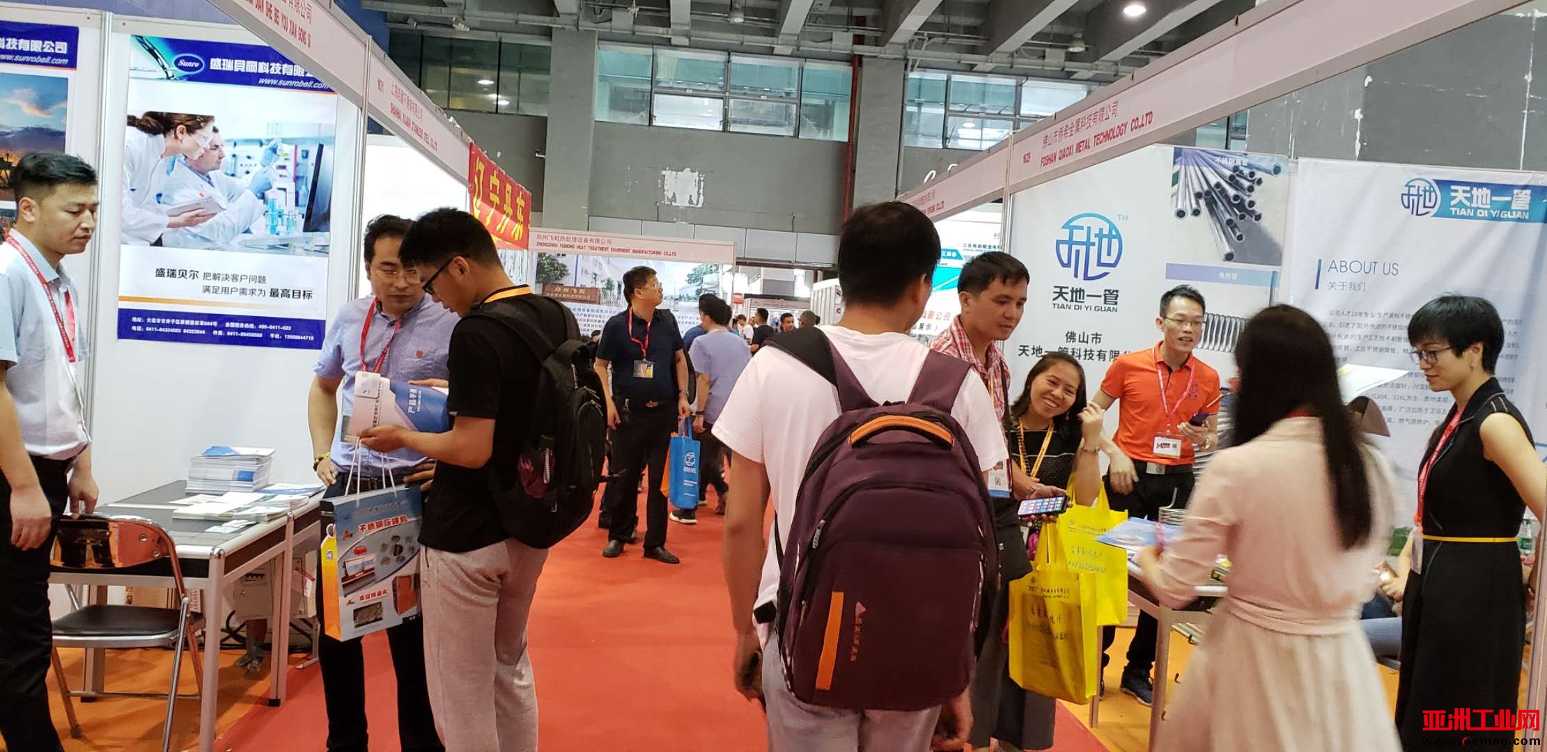 15通道管材人多