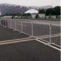 北京一米栏一米线隔离带铁马护栏警戒杆警戒线礼宾杆出租