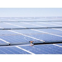光伏电与市电区分施工太阳能光伏车棚电站投资彩钢瓦光伏