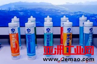 瓶子放在一起<em></em><em></em>
<em></em><em></em>
AI 生成的内容可能不正确。