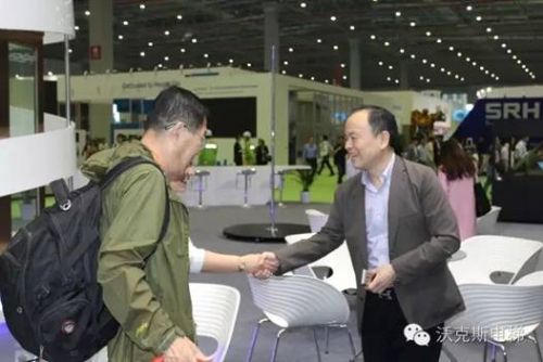 沃克斯电梯惊艳亮相2016中国国际电梯展览会3