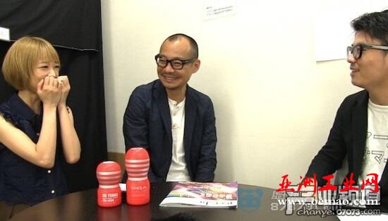 VR催生成人产品 情趣机器人即将到来