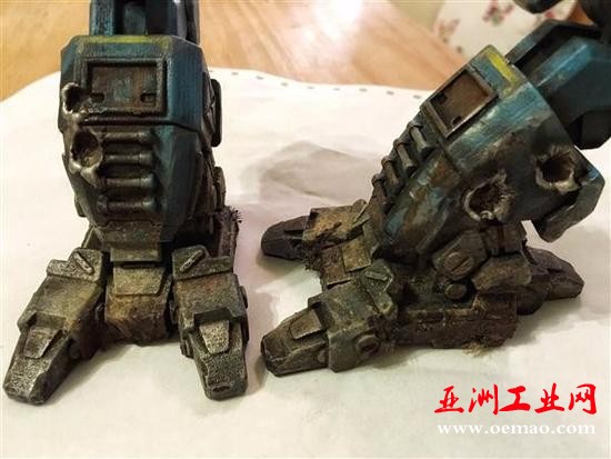 资深游戏迷 3D打印机甲战士角色模型