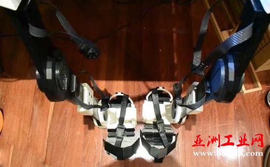 澳洲创客完成全套3D打印外骨骼：手足俱全