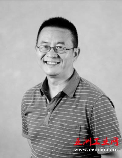 学人简介:<em></em>
德国商业银行亚洲高级经济学家