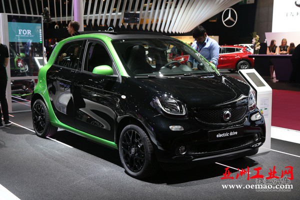 smart forfour电动 巴黎车展实拍