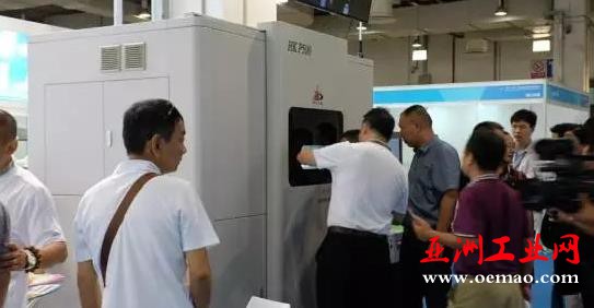 残疾人的福音：华科三维尼龙3D打印假肢