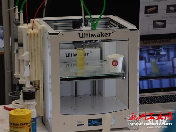 荷兰学生开发出可允许在制模的同时进行浇注的3D打印机插件