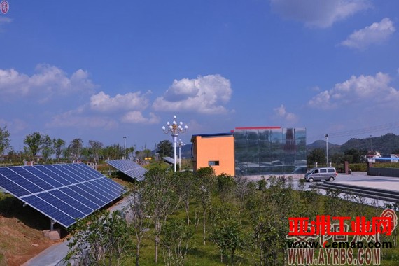 首座光伏图书馆 光能发电“不打烊”