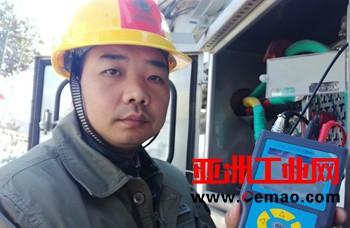“反窃电机器人”上岗 智能电表数据异常无处藏 