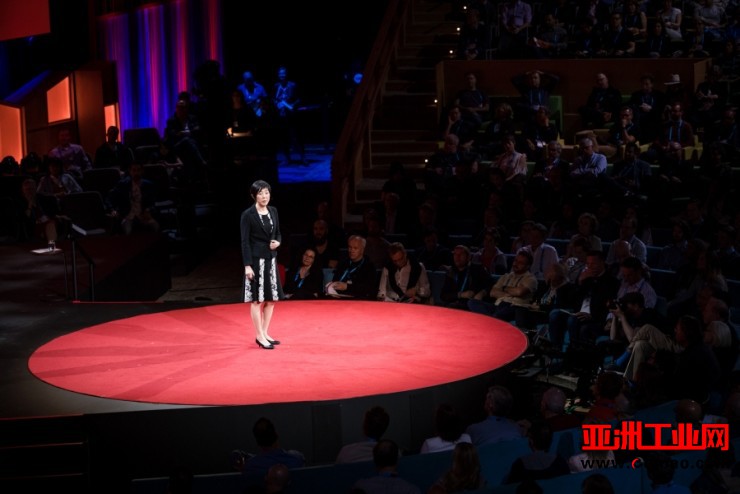 TED 2017，来见见机器人背后的七位“创造者”吧