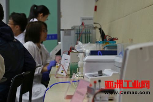 重大科学仪器开发专项“双向凝胶电泳成套设备”通过验收