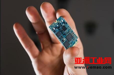 半导体销售增长创新高 为强“芯”大陆花巨资买装备