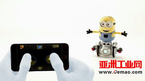 小黄人变身机器人 ，WowWee《神偷奶爸3》衍生品亮眼上市