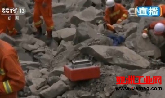 四川茂县山体高位垮塌 多类仪器助力抢救和公众知情权