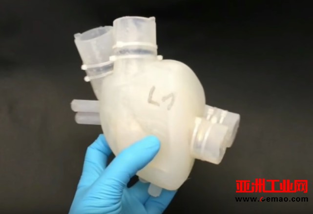 瑞士3D打印出世界首个软体心脏 像真的一样