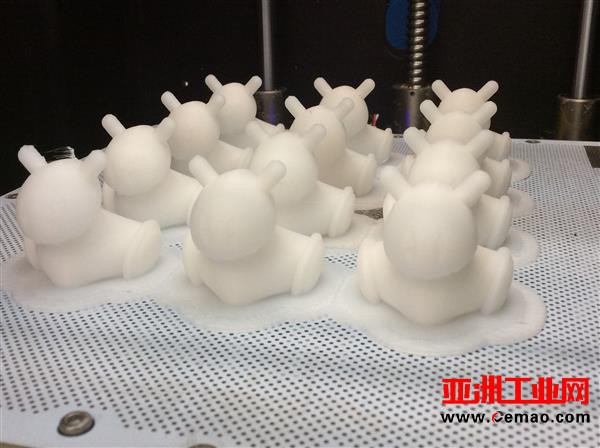 3D打印使可爱的光子学习机器人成为现实